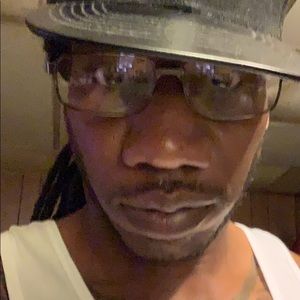 Meet your Posher, Jamil